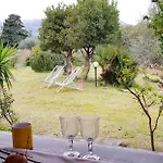 Pareja Apartman