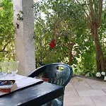 Pareja Apartman *