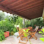Pareja Apartman Orosei