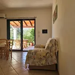 Pareja Apartman *