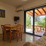 Pareja Apartman Orosei
