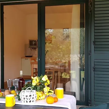Apartment Pareja