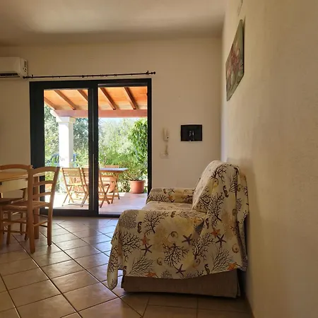 Pareja Apartment *