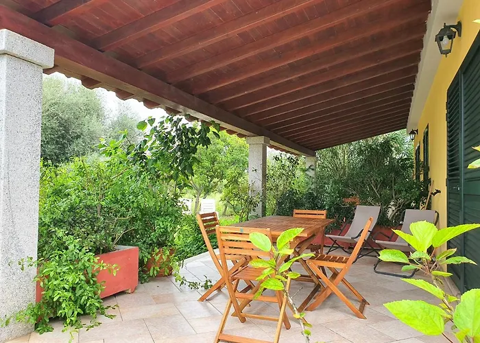 Dommos - Pareja Apartamento Orosei
